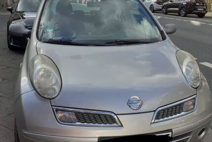 Nissan Micra 180.800 km 800 &euro; Solingen 42655