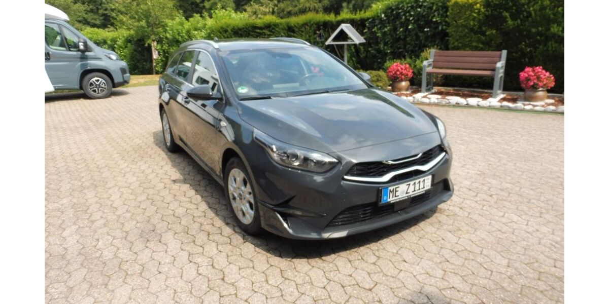 Kia ceed Sportswagon 66.000 km 17.490 &euro; Velbert 42553