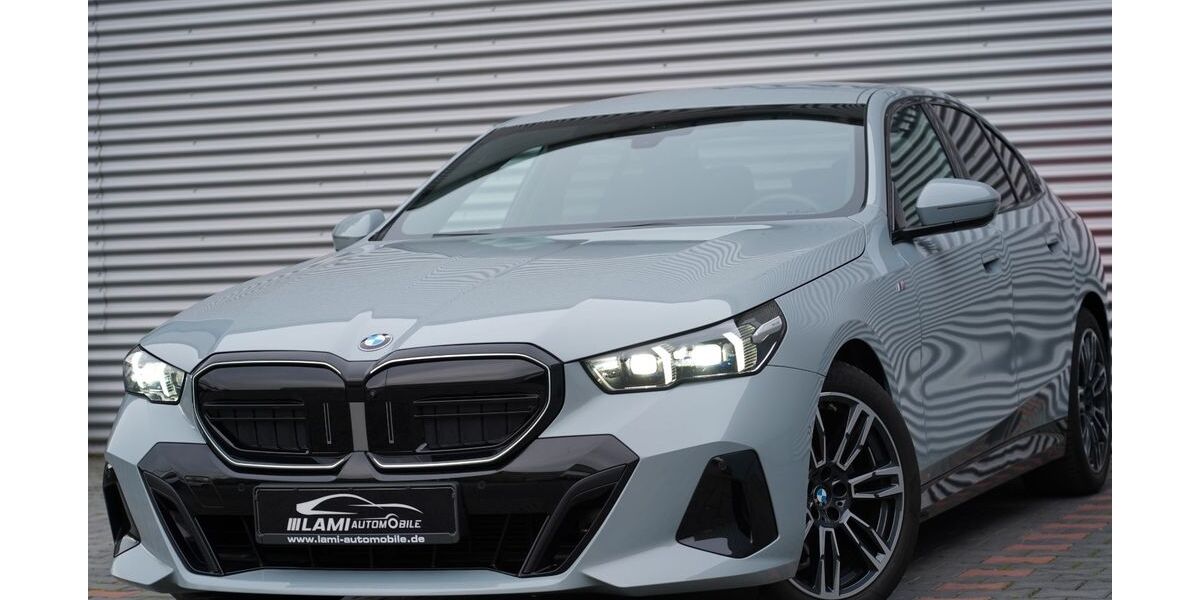 BMW 520 26.500 km 57.999 &euro; Grevenbroich 41515