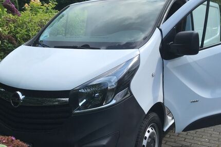 Opel Vivaro 120.722 km 9.250 &euro; Bergisch Gladbach 51467