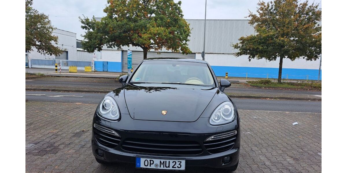 Porsche Cayenne 182.000 km 18.650 &euro; Leverkusen 51373