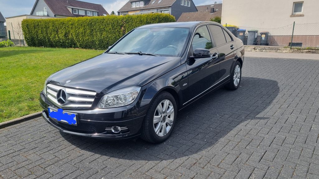 Mercedes-Benz C 180 107.200 km 8.499 &euro; Remscheid 42859