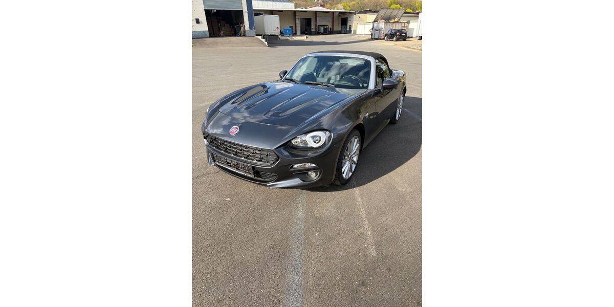 Fiat 124 Spider 29.551 km 21.999 &euro; Wuppertal 42285