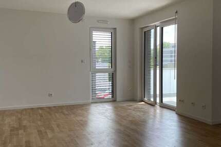 Wohnung Köln Rodenkirchen - 3 Zimmer, 88 m&sup2;, 1.920&euro; | Angebot:27072387
