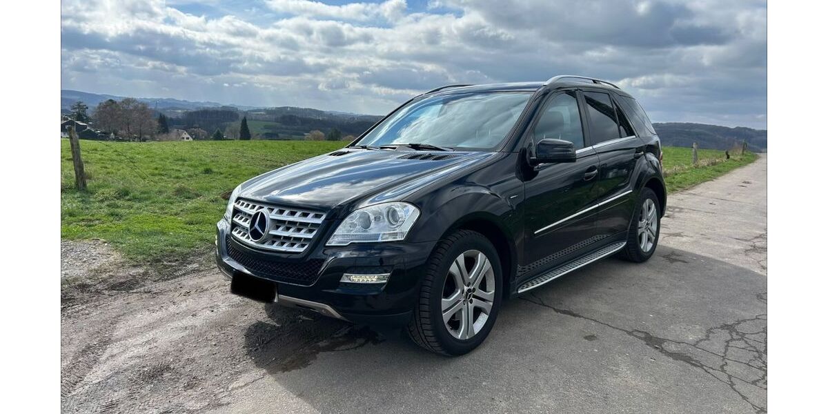 Mercedes-Benz ML 350 195.000 km 13.999 &euro; Kürten 51515