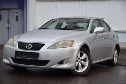 Lexus IS 220d 337.890 km 1.490 &euro; Düsseldorf 40599