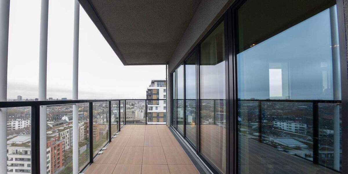 Etagenwohnung Düsseldorf Düsseltal - 4 Zimmer, 129 m&sup2;, 1.250.000&euro; | Angebot:25877193