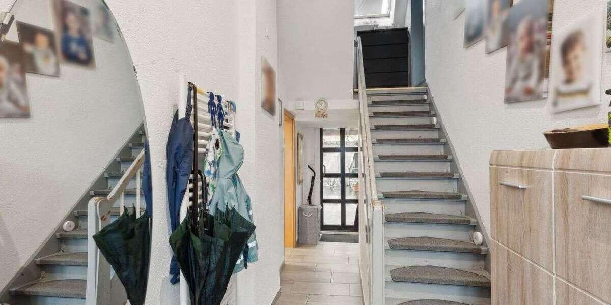 Einfamilienhaus Düsseldorf Stadtbezirk 9 - 4 Zimmer, 117 m&sup2;, 450.000&euro; | Angebot:25892056