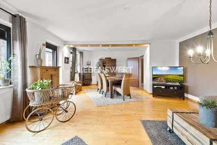 Wohnung Düsseldorf Stadtbezirk 8 - 3 Zimmer, 101 m&sup2;, 338.000&euro; | Angebot:25366459