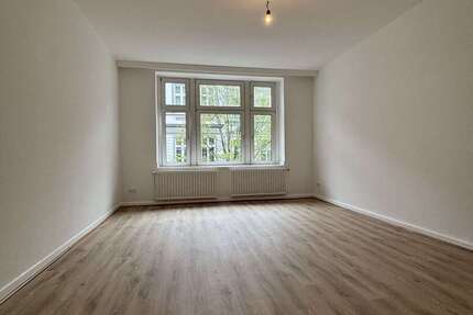 Wohnung Düsseldorf Pempelfort - 2 Zimmer, 80 m&sup2;, 1.200&euro; | Angebot:26302183