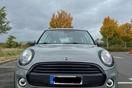 Mini ONE 58.300 km 15.499 &euro; Köln 50859
