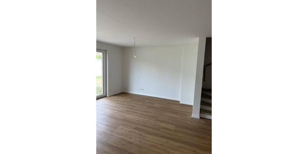 Reihenmittelhaus Korschenbroich - 5 Zimmer, 189 m&sup2;, 2.299&euro; | Angebot:26834104