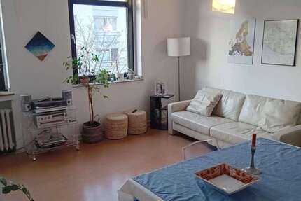 Wohnung Düsseldorf Bilk - 3 Zimmer, 80 m&sup2;, 1.280&euro; | Angebot:25475504