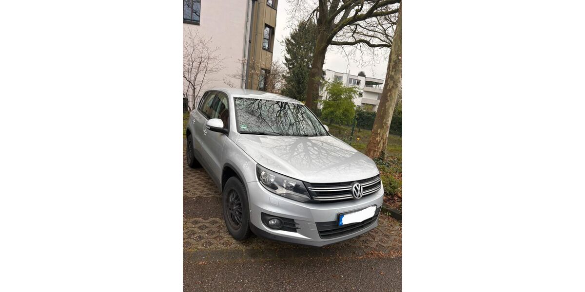 VW Tiguan 205.000 km 7.150 &euro; Bergisch Gladbach 51427