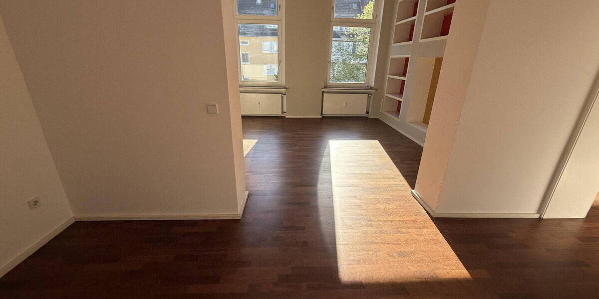 Etagenwohnung Köln Neustadt-Nord - 2 Zimmer, 94 m&sup2;, 1.692&euro; | Angebot:26835861