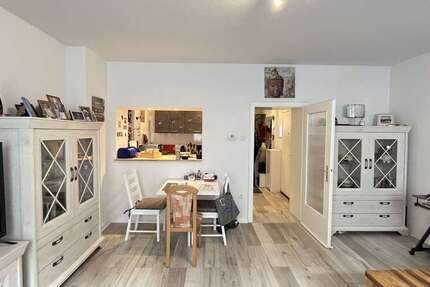 Wohnung Düsseldorf Unterbilk - 2 Zimmer, 55 m&sup2;, 179.000&euro; | Angebot:26225215