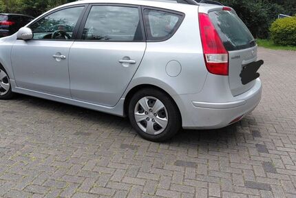 Hyundai i30 172.352 km 2.700 &euro; Willich 47877