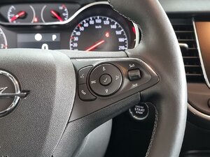 Opel Crossland X Ultimate Paket Parkass. Kamera PDC LHZ 36.159 km 19.470 &euro; HAAN 42781