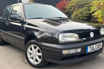 VW Golf 107.000 km 5.599 &euro; Wuppertal 42279