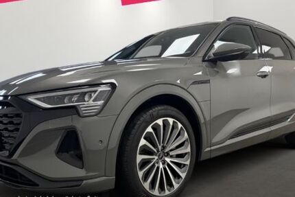 Audi Q8 e-tron 77.065 km 45.880 &euro; Düsseldorf 40233