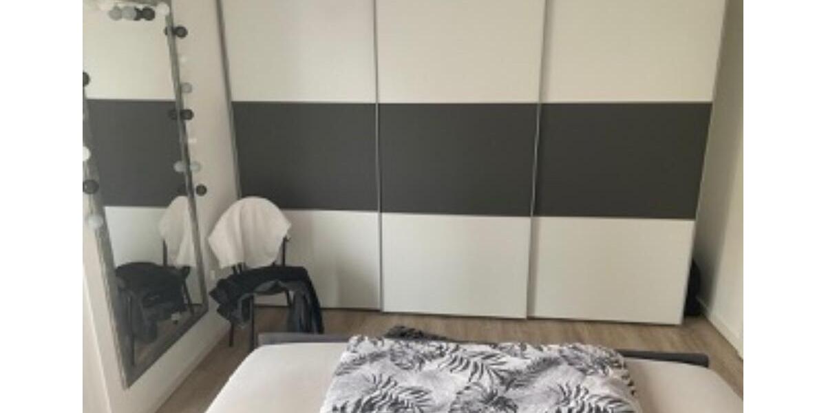 Einfamilienhaus Bergisch Gladbach - 3 Zimmer, 124 m&sup2;, 1.700&euro; | Angebot:25589822