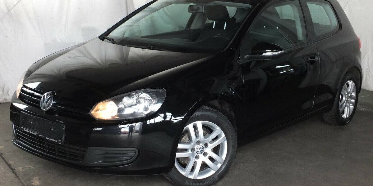 VW Golf 1.4i TRENDLINE KLIMAANLAGE SPORT-LMF SHZ 135.895 km 5.904 &euro; Köln 50858