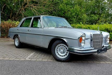 Mercedes-Benz 280 64.000 km 27.890 &euro; Wuppertal 42279