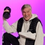 Wiederaufnahme - Weiße Turnschuhe