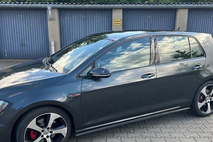 VW Golf 143.244 km 10.490 &euro; Meerbusch 40670