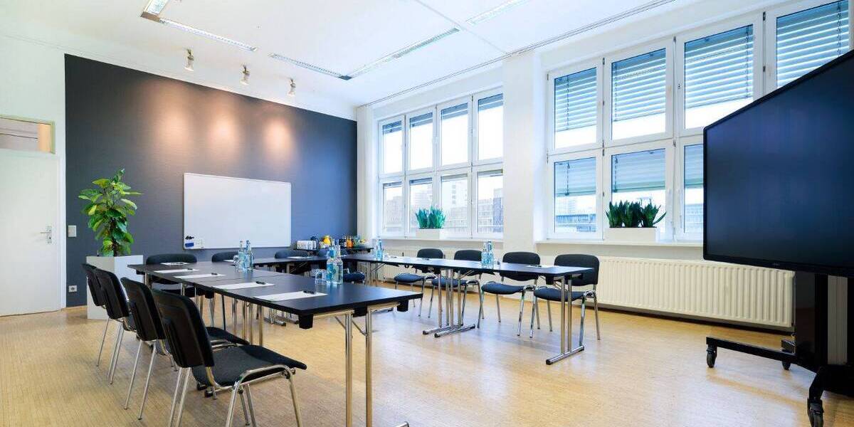 Gewerbeobjekt Düsseldorf Hafen - 350&euro; | Angebot:25724420