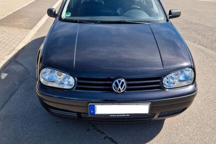 VW Golf 137.000 km 2.799 &euro; Remscheid 42899