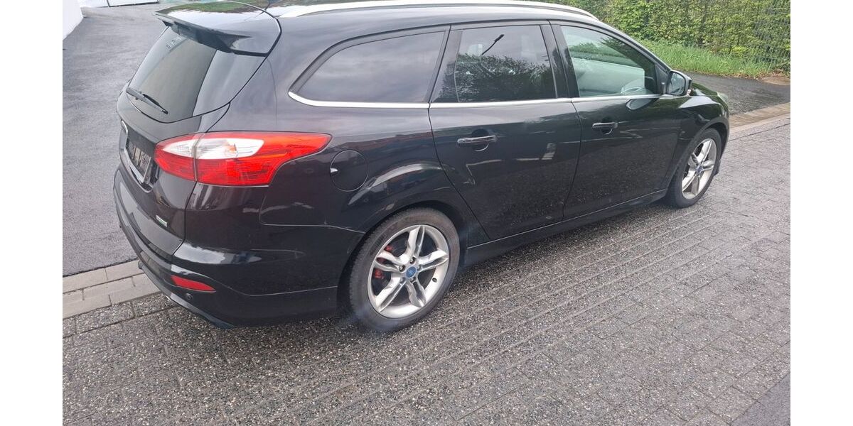 Ford Focus 139.600 km 6.490 &euro; wuppertal 42277