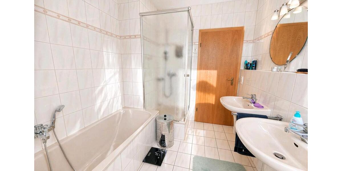 Doppelhaushälfte Grevenbroich - 5 Zimmer, 123 m&sup2;, 449.000&euro; | Angebot:26313036