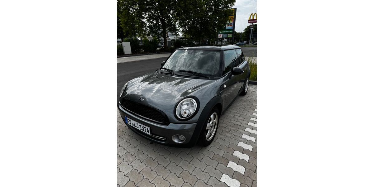 Mini Cooper 136.000 km 4.999 &euro; Grevenbroich 41515