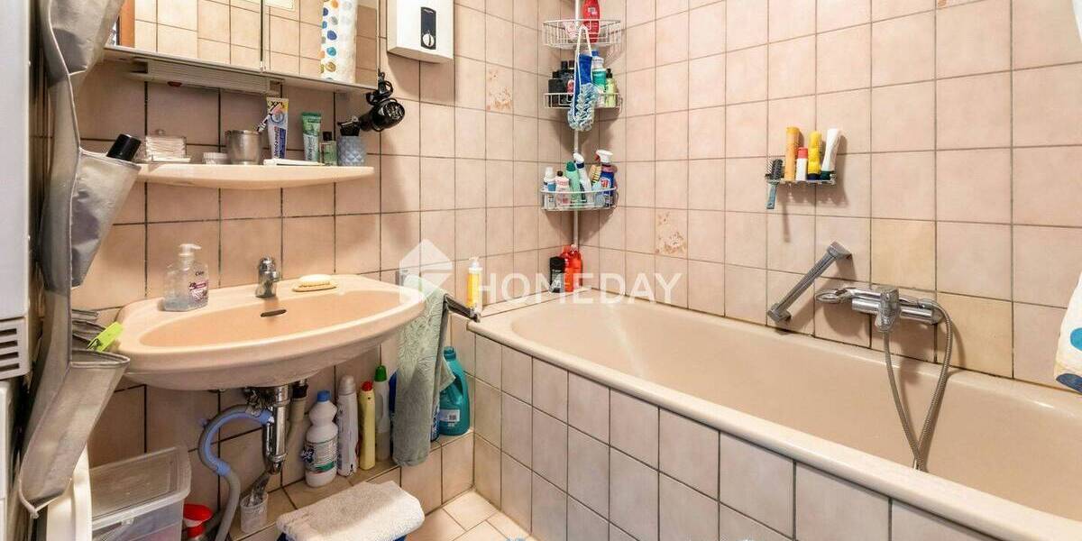 Etagenwohnung Neuss Weissenberg - 3 Zimmer, 80 m&sup2;, 219.000&euro; | Angebot:26157241