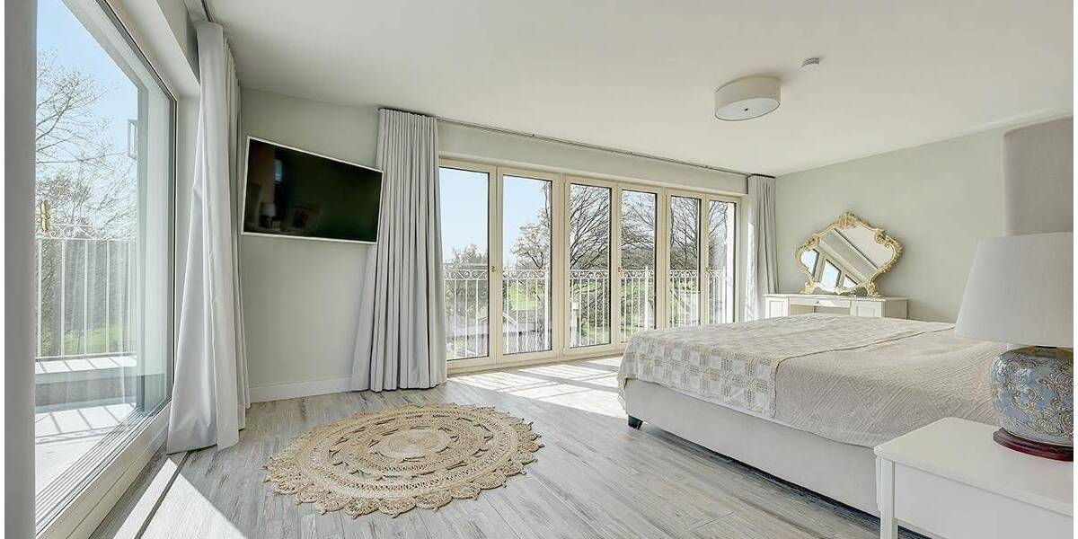 Einfamilienhaus Düsseldorf Hubbelrath - 9 Zimmer, 485 m&sup2;, 2.990.000&euro; | Angebot:26204659