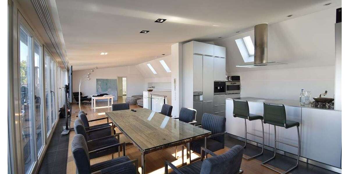 Etagenwohnung Düsseldorf Altstadt - 5 Zimmer, 219 m&sup2;, 2.695&euro; | Angebot:23026451