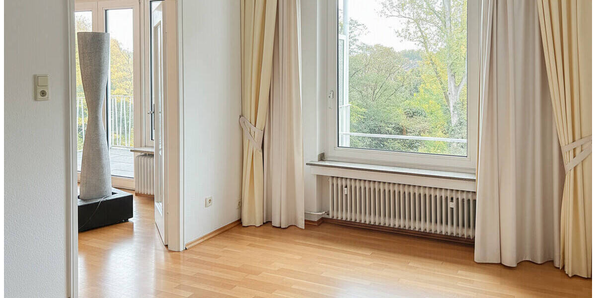Etagenwohnung Düsseldorf Düsseltal - 3 Zimmer, 121 m&sup2;, 1.770&euro; | Angebot:25687711
