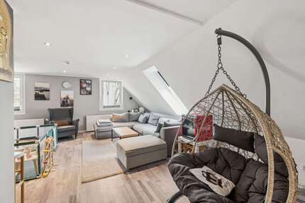 Haus Velbert-Neviges Neviges - 9 Zimmer, 237 m&sup2;, 649.000&euro; | Angebot:26220832