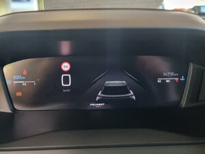 Peugeot 2008 Allure Klimaautom. Alu Allwetter Android Appl 14.715 km 17.880 &euro; HAAN 42781