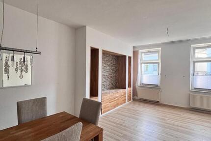 Wohnung Solingen Aufderhöhe - 3 Zimmer, 100 m&sup2;, 1.250&euro; | Angebot:25404214