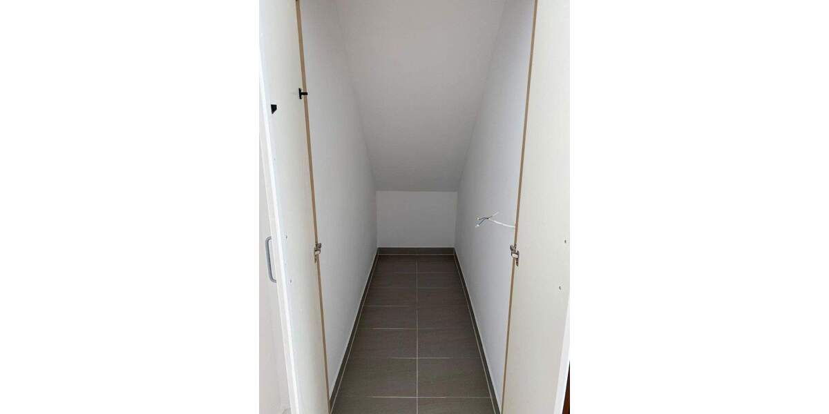 Etagenwohnung Ratingen Hösel - 3 Zimmer, 87 m&sup2;, 289.000&euro; | Angebot:25781567