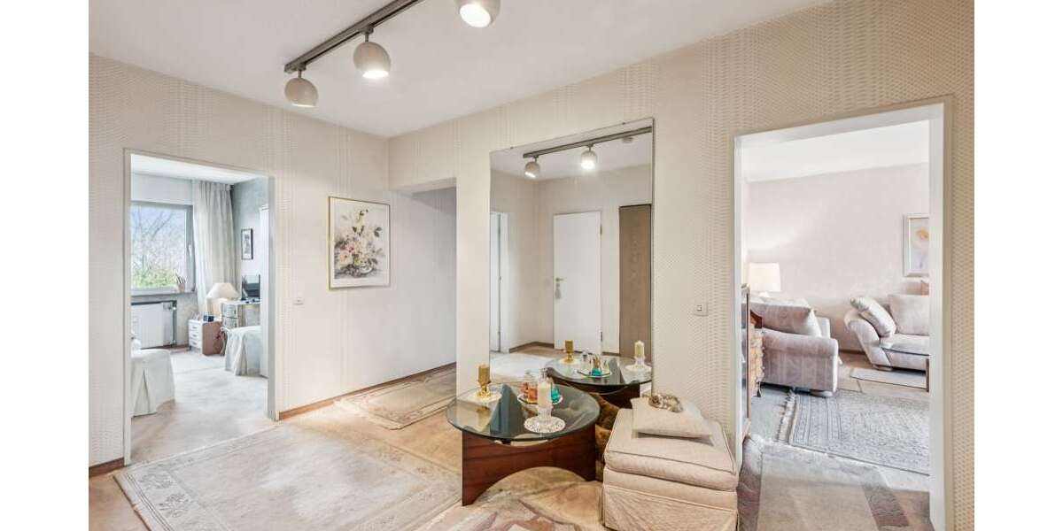 Etagenwohnung Mülheim an der Ruhr Broich - 3 Zimmer, 99 m&sup2;, 200.000&euro; | Angebot:25476805