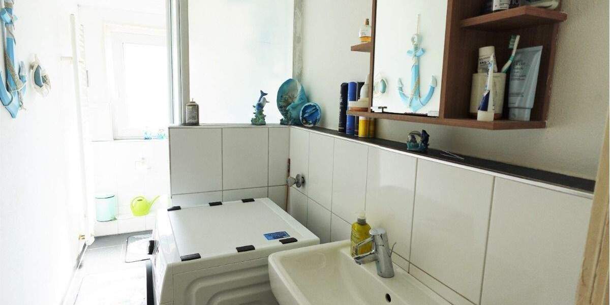 Etagenwohnung Remscheid West - 3 Zimmer, 73 m&sup2;, 129.000&euro; | Angebot:25679993