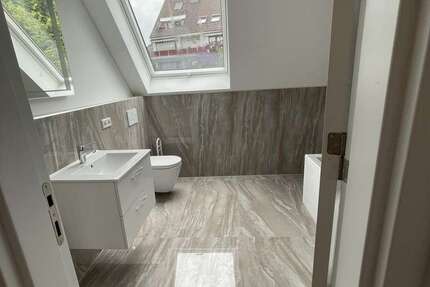 Wohnung Düsseldorf Stadtbezirk 8 - 5 Zimmer, 95 m&sup2;, 2.800&euro; | Angebot:24618630