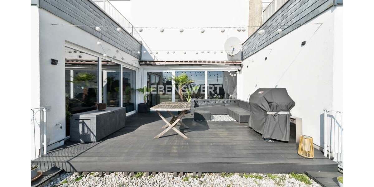 Etagenwohnung Solingen Mitte - 3 Zimmer, 116 m&sup2;, 310.000&euro; | Angebot:25519374