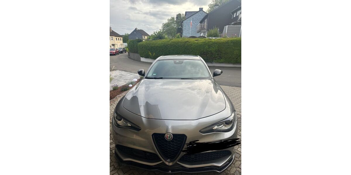 Alfa Romeo Giulia 106.000 km 22.999 &euro; Radevormwald 42477