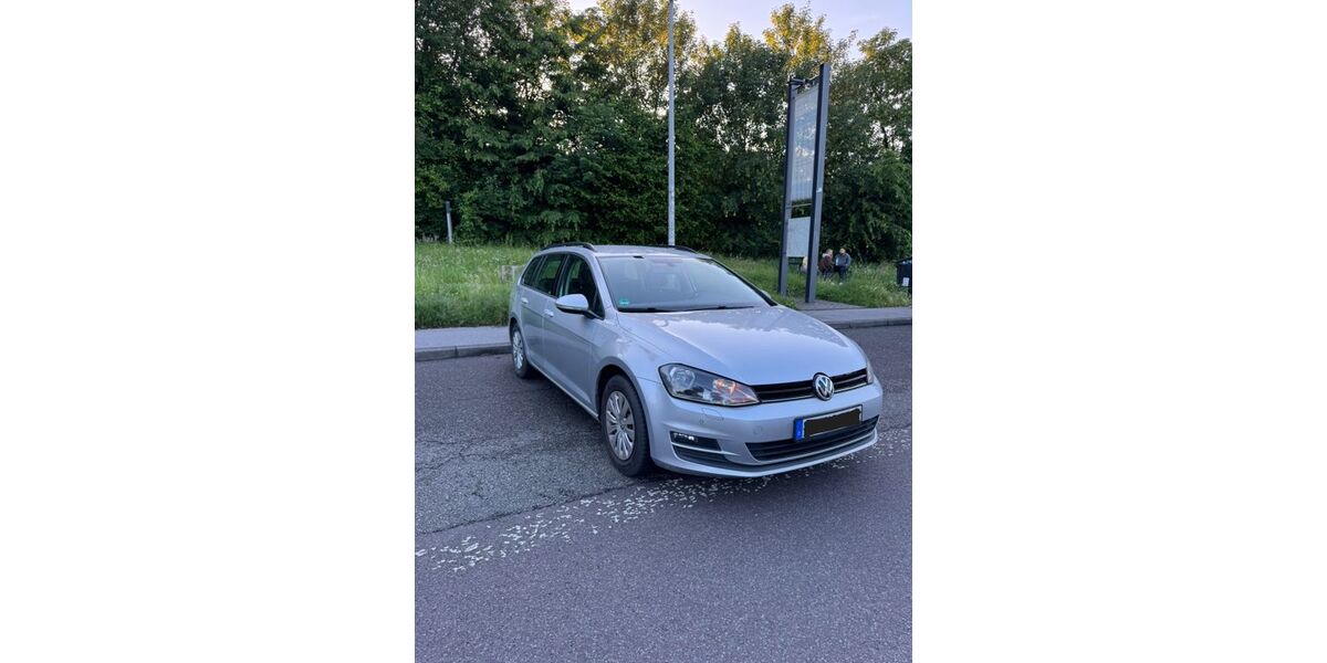VW Golf 126.000 km 8.700 &euro; Mettmann 40822
