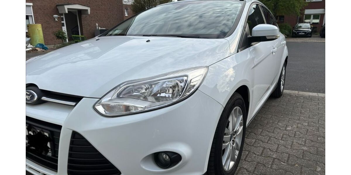 Ford Focus 107.300 km 4.500 &euro; Neuss 41468