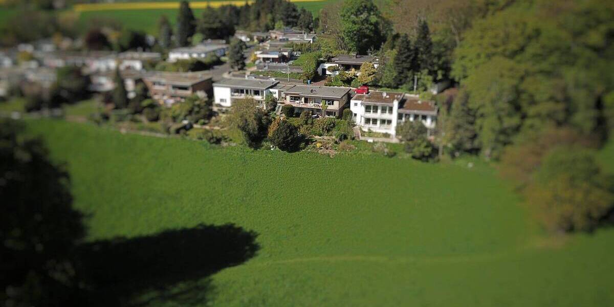 Bungalow Leverkusen Lützenkirchen - 9 Zimmer, 211 m&sup2;, 498.000&euro; | Angebot:26064429